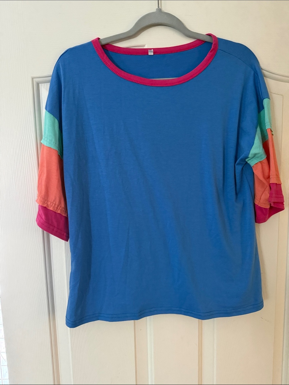Women's Blue Short Sleeve Colorblock Tee with Pink Trim